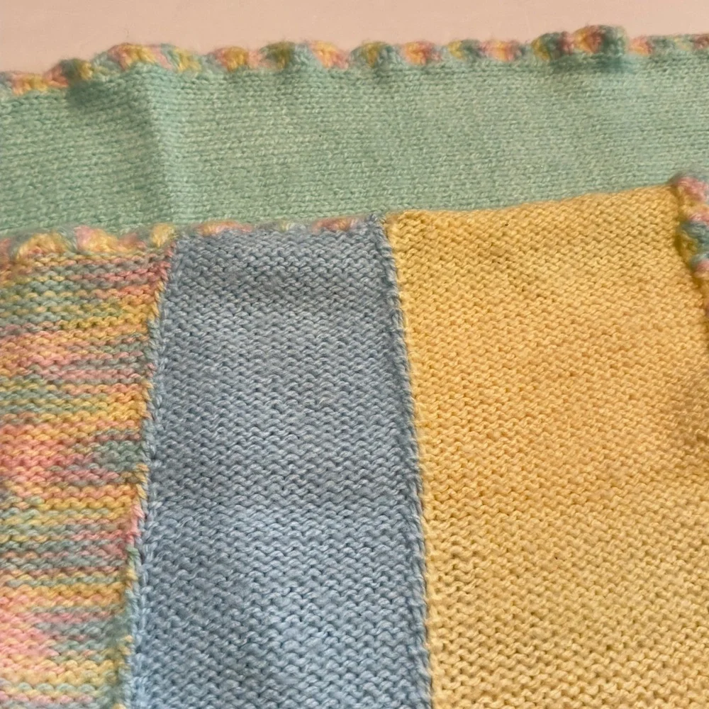 Handmade Knit Baby Blanket Pastel Stripe Scallop Crochet Edge Multi Color 30X38